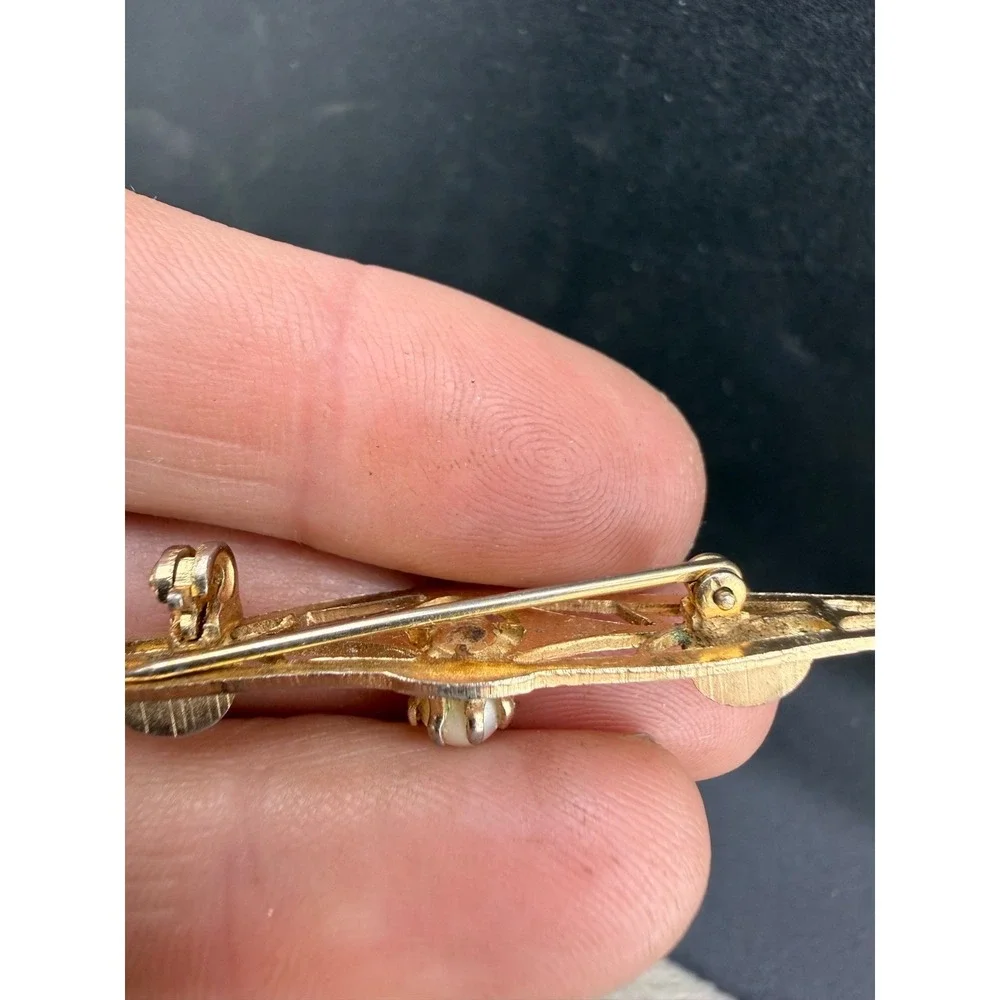 Vintage Brooch Gold Tone Art Deco‎ Revival